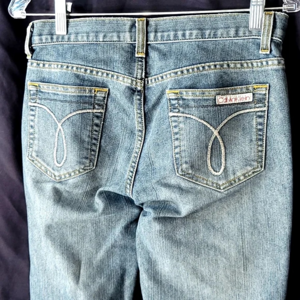 Calvin Klein Low Rise Flared Jeans - Picture 5 of 8